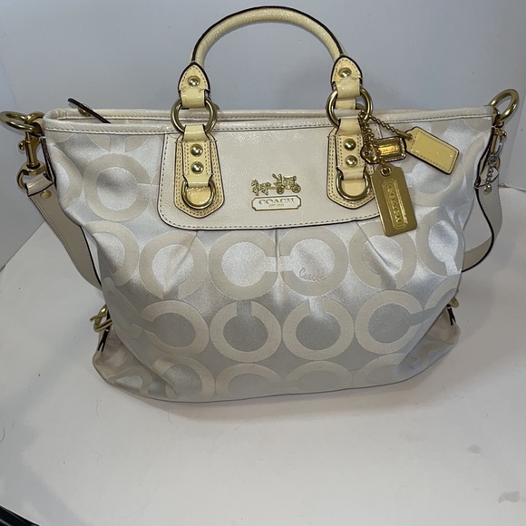 Coach Logo Hobo Bag/Ivory color, creamy yellow accents. Removable Shoulder Strap - Picture 2 of 10